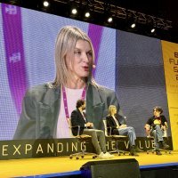 Tportal na Bug Future Showu: Jesu li aplikacije lijek za deformacije informacija?