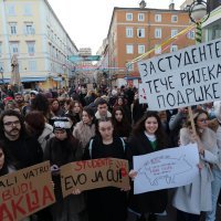 Mirni prosvjed studenata u Rijeci