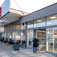 Trgovine poznatih trgovačkih lanaca u Rijeci.