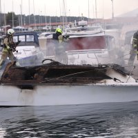 Izgorjele dvije brodice u lučici Spinut u Splitu