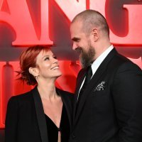 David Harbour i Lily Allen