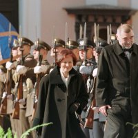 Prva Mesićeva inauguracija