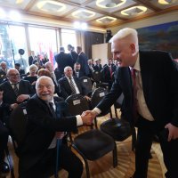 Stjepan Mesić na Milanovićevoj inauguraciji