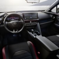 Toyota C-HR High Hero