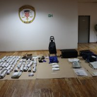 Zagrebački policajci pronašli više od 52 kg droge