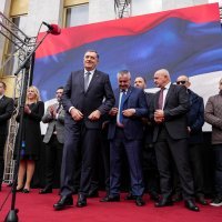 Anto Nobilo na skupu Milorada Dodika