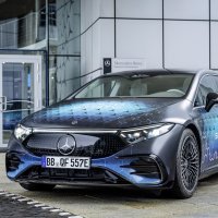 Mercedes krenuo s testiranjima čvrstih baterija