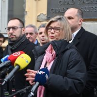 Konferencija za medije stranke Mozemo i SDP