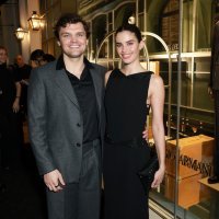 Ray Nicholson i Sara Sampaio