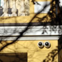 Eksplozija u dvorištu kuće Andya Bare