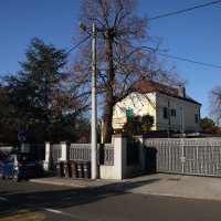 Eksplozija u dvorištu kuće Andya Bare