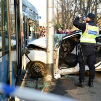 Sudar tramvaja i taksija u Zagrebu