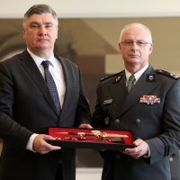 Milanović upriličio svečani prijem u prigodi umirovljenja visokih časnika