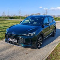 MG ZS Hybrid+ Luxury