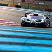 BUGATTI Feel The Track