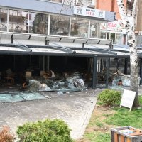 Izbili neredi u Kočanima, prosvjednici razbili kafić vlasnika noćnog kluba