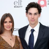 Alex Lee-Aillon i Paris Brosnan