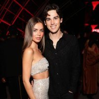 Alex Lee-Aillon i Paris Brosnan