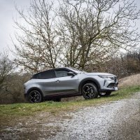 Alfa Romeo Junior Ibrida Q4