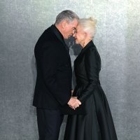 Pierce Brosnan i Helen Mirren