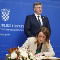 Andrej Plenković i Roberta Metsola