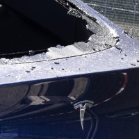 Tesla - zapaljeni automobili u Rimu