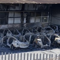 Tesla - zapaljeni automobili u Rimu