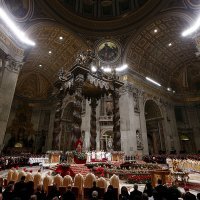Papa Franjo predvodio polnoćku u Bazilici sv. Petra u Vatikanu (12)