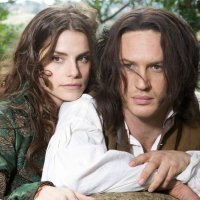 Tom Hardy i Charlotte Riley