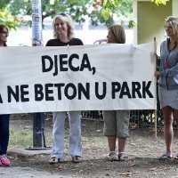 Borba za park Savica