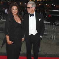 Keely Shaye Smith i Pierce Brosnan