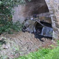 Teška prometna nesreća u Krvavici, vozilo sletjelo s magistrale i zapalilo se