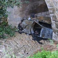 Teška prometna nesreća u Krvavici, vozilo sletjelo s magistrale i zapalilo se