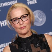 Gillian Anderson