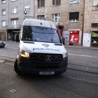 Uskok privodi osumnjičene u narkolancu