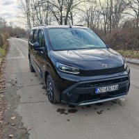 Toyota Proace City Verso Family 1.5D 130 M/T6 Long