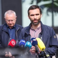 Sindikati idu u masovni prosvjed