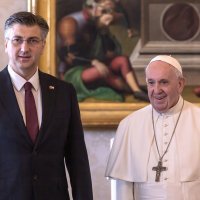 Andrej Plenković s papom Franjom