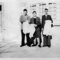 Papa Franjo - posve desno