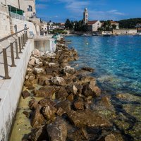 Onečišćenje mora na Hvaru