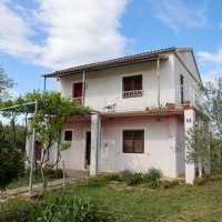 Kuća u kojoj je čovjek ubio suprugu i sebe