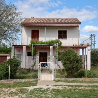 Kuća u kojoj je čovjek ubio suprugu i sebe