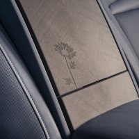 Rolls-Royce Black Badge Cullinan Daisy