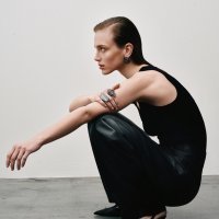 Naušnica i prsten VORONOI, autor Mario Nokaj Lapidarium, drugi prsten KRISTAL, autorica Smiljka Franjić za Lapidarium