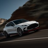 Aston Martin DBX S