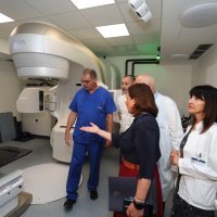 Ministrica Hrstić u obilasku Klinike za tumore