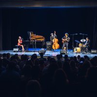 Nicole Zuraitis s kvartetom