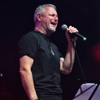 Thompson na koncertu 'Split slavi, moli i voli'