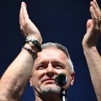 Thompson na koncertu 'Split slavi, moli i voli'