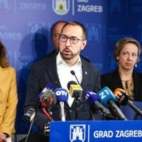 Tomislav Tomašević i njegovi zamjenici predstavili nove usluge održivog javnog prijevoza - Bajs
